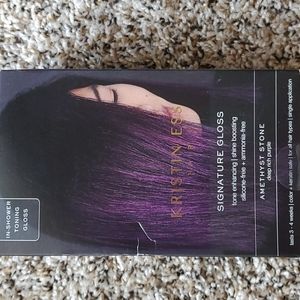 Signature Gloss (Hair Product)